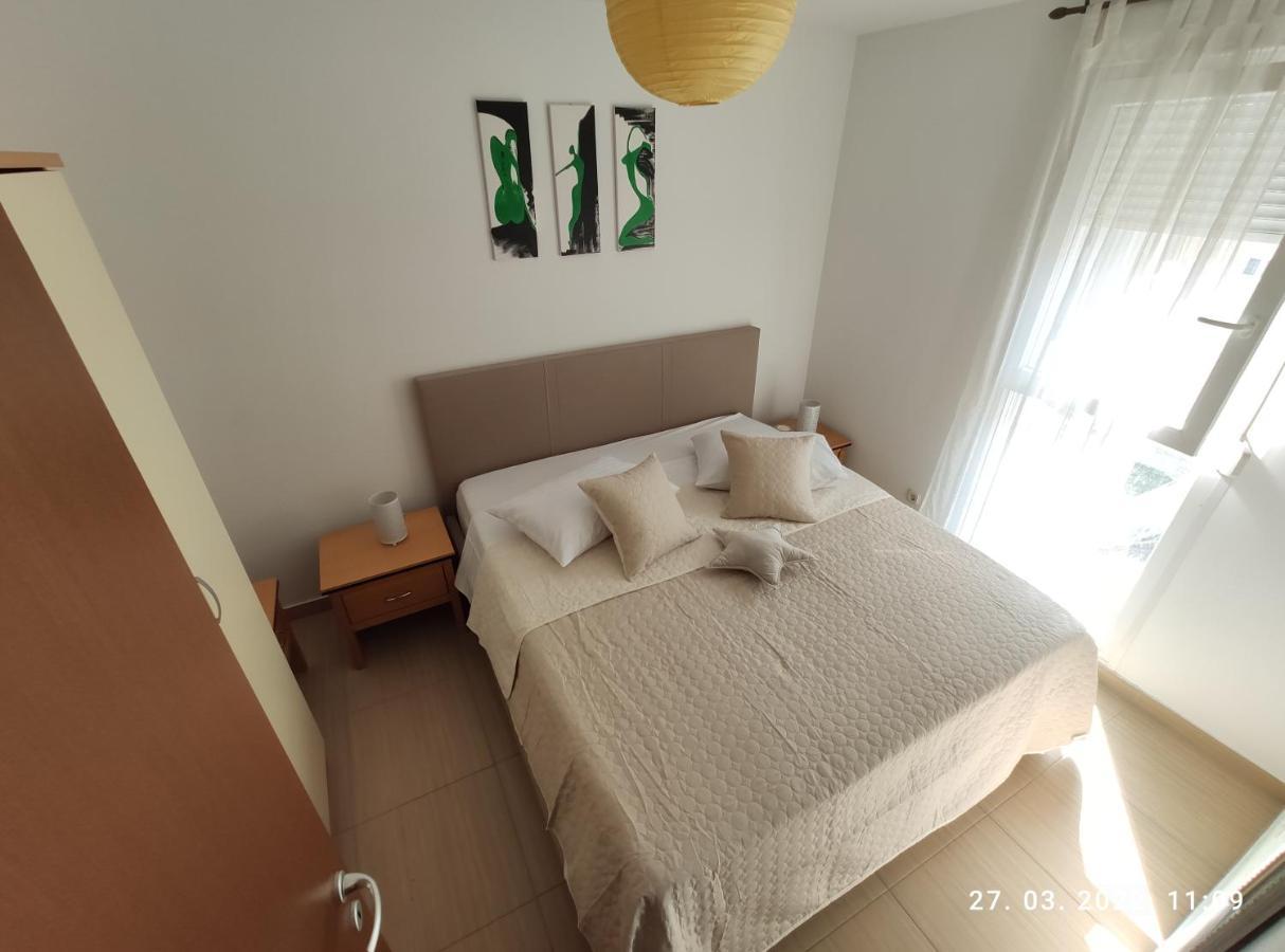 Ferienwohnung Apartman Antonela With Free Garage Parking Split Exterior foto